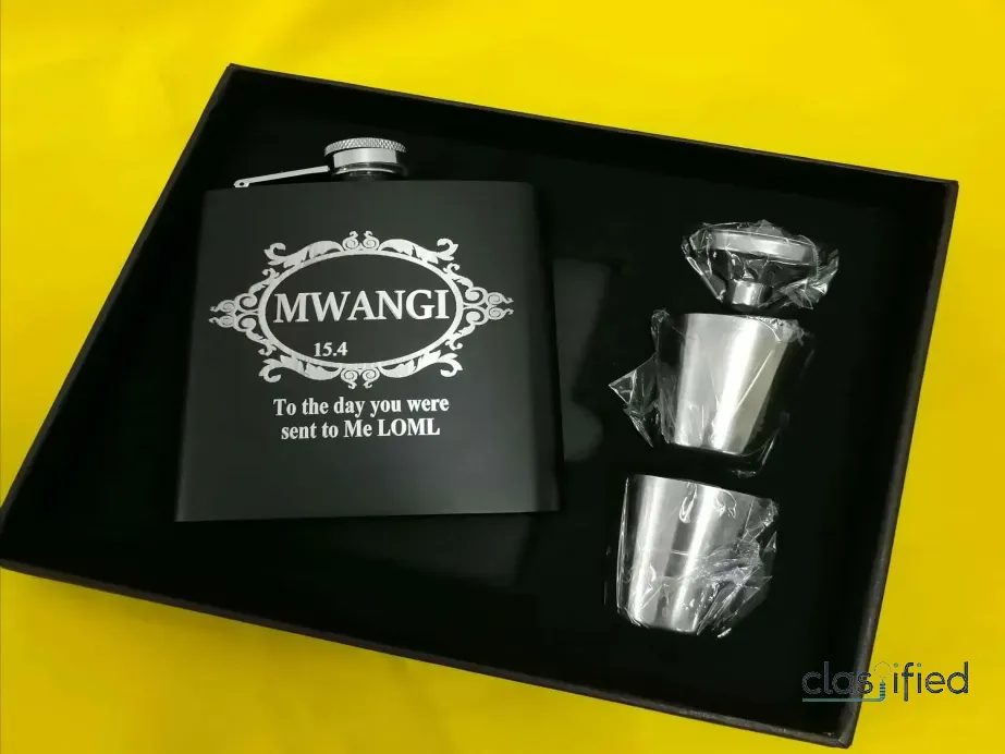Engravable Stainless Steel Hip Flask Gift Set -Black